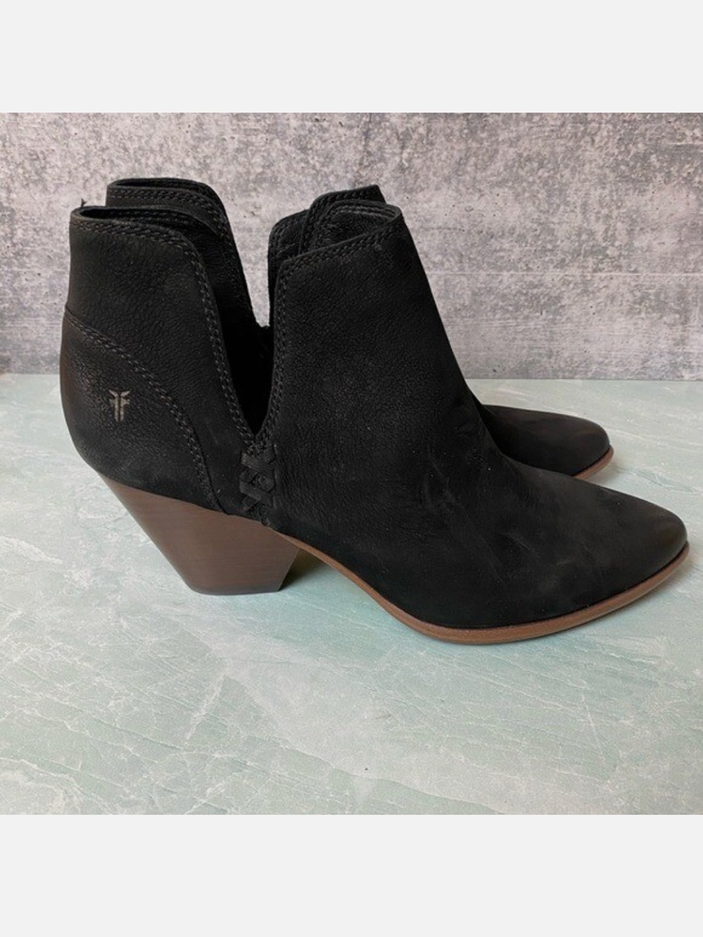 Frye Reina Black Leather Pointed Toe Western Block Stack Heel
